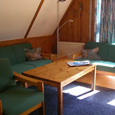 Semesterbostad Detached Wooden Holiday Close To The Twistesee Lake Bad Arolsen